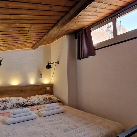 Siculi Central Apartment Catania Bagian luar foto