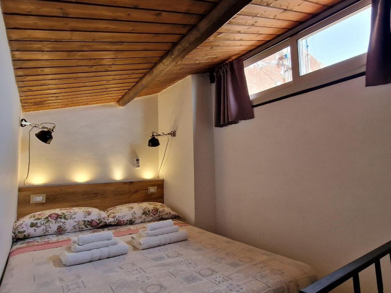 Siculi Central Apartment Catania Bagian luar foto