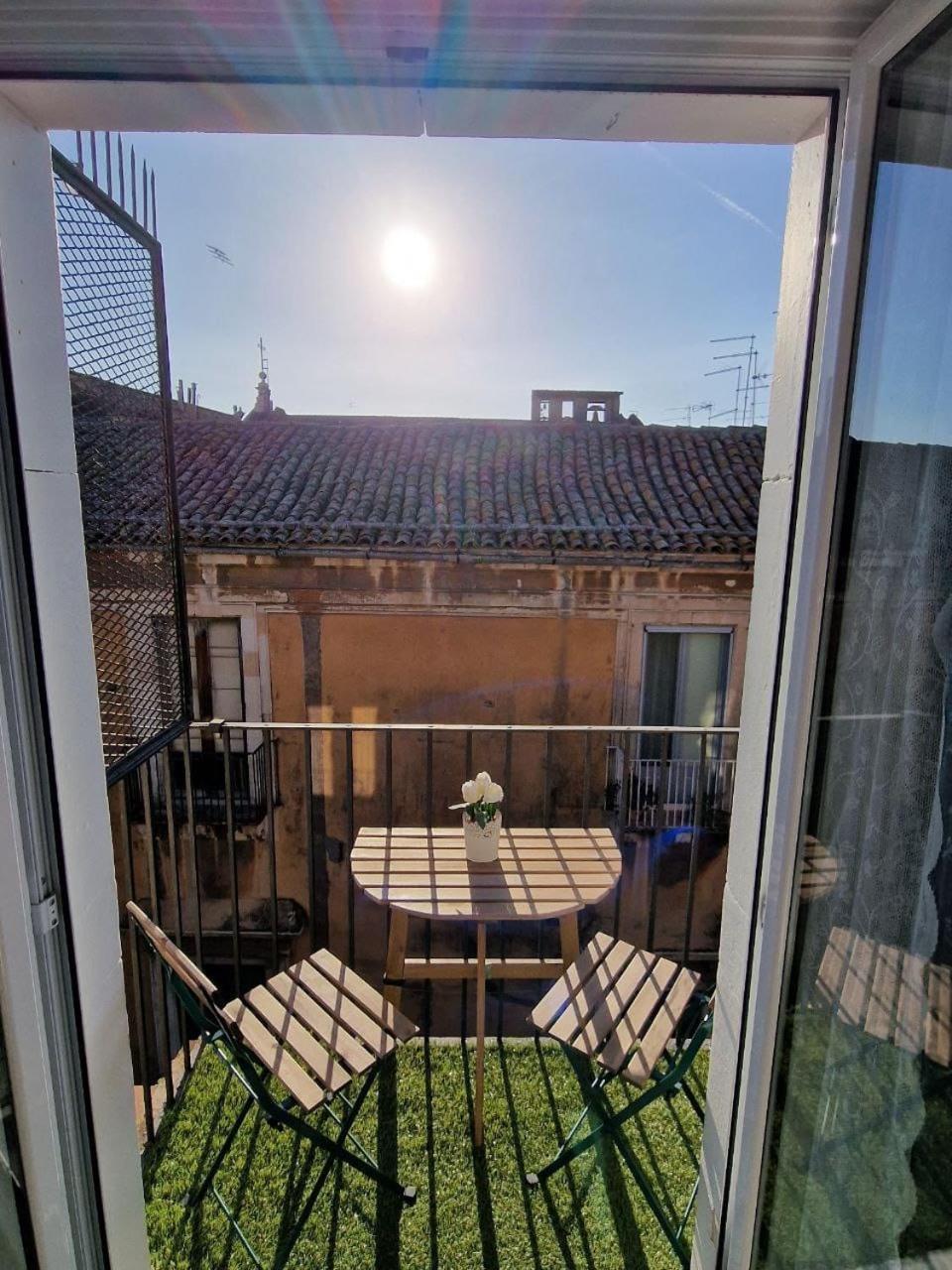 Siculi Central Apartment Catania Bagian luar foto