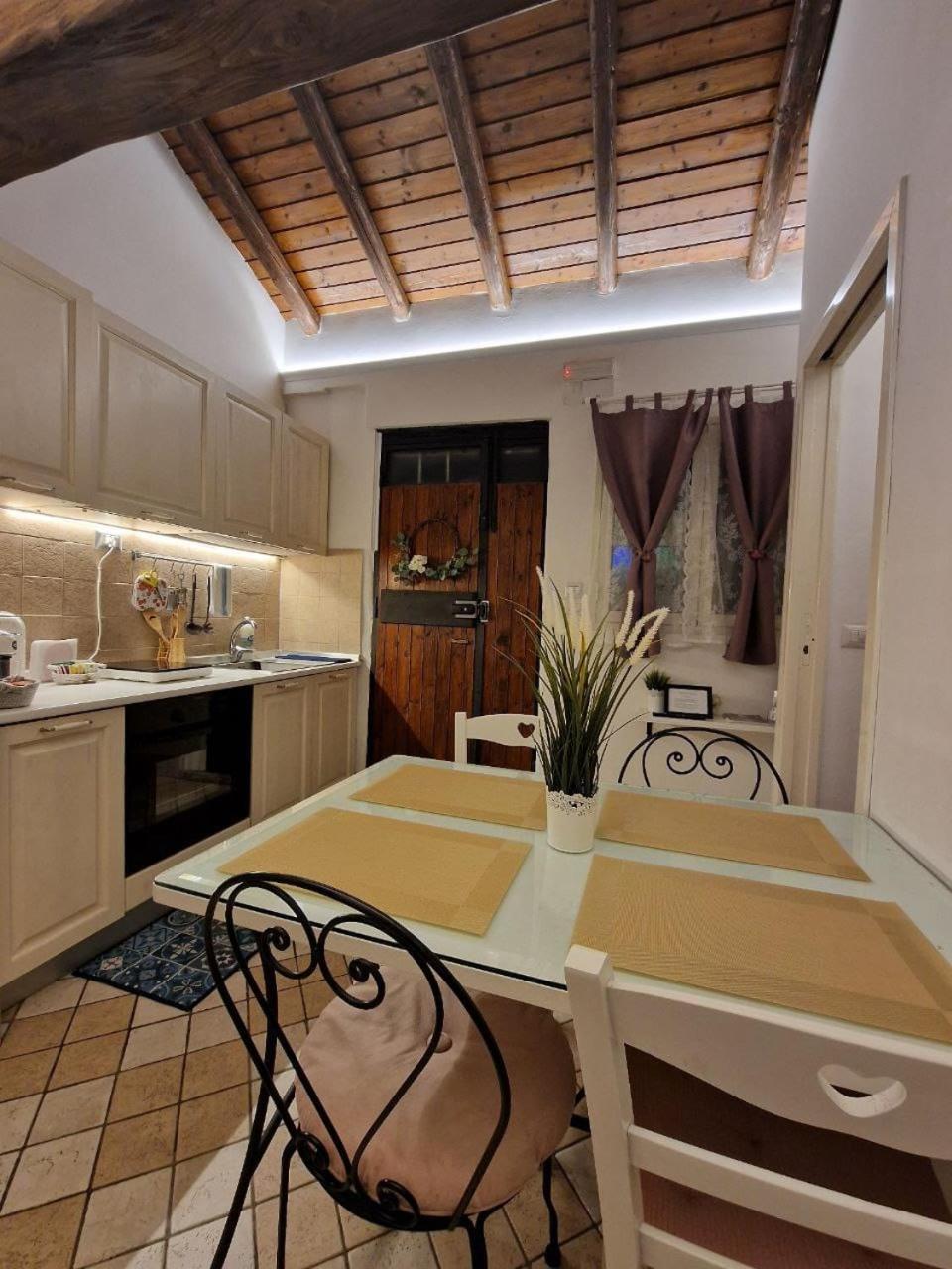 Siculi Central Apartment Catania Bagian luar foto